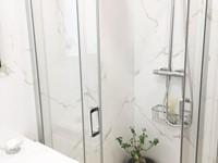 ¿Necesitas adaptar el baño para una persona mayor?